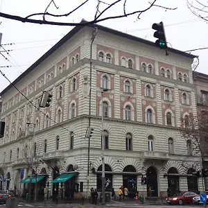 Parliament Apartament