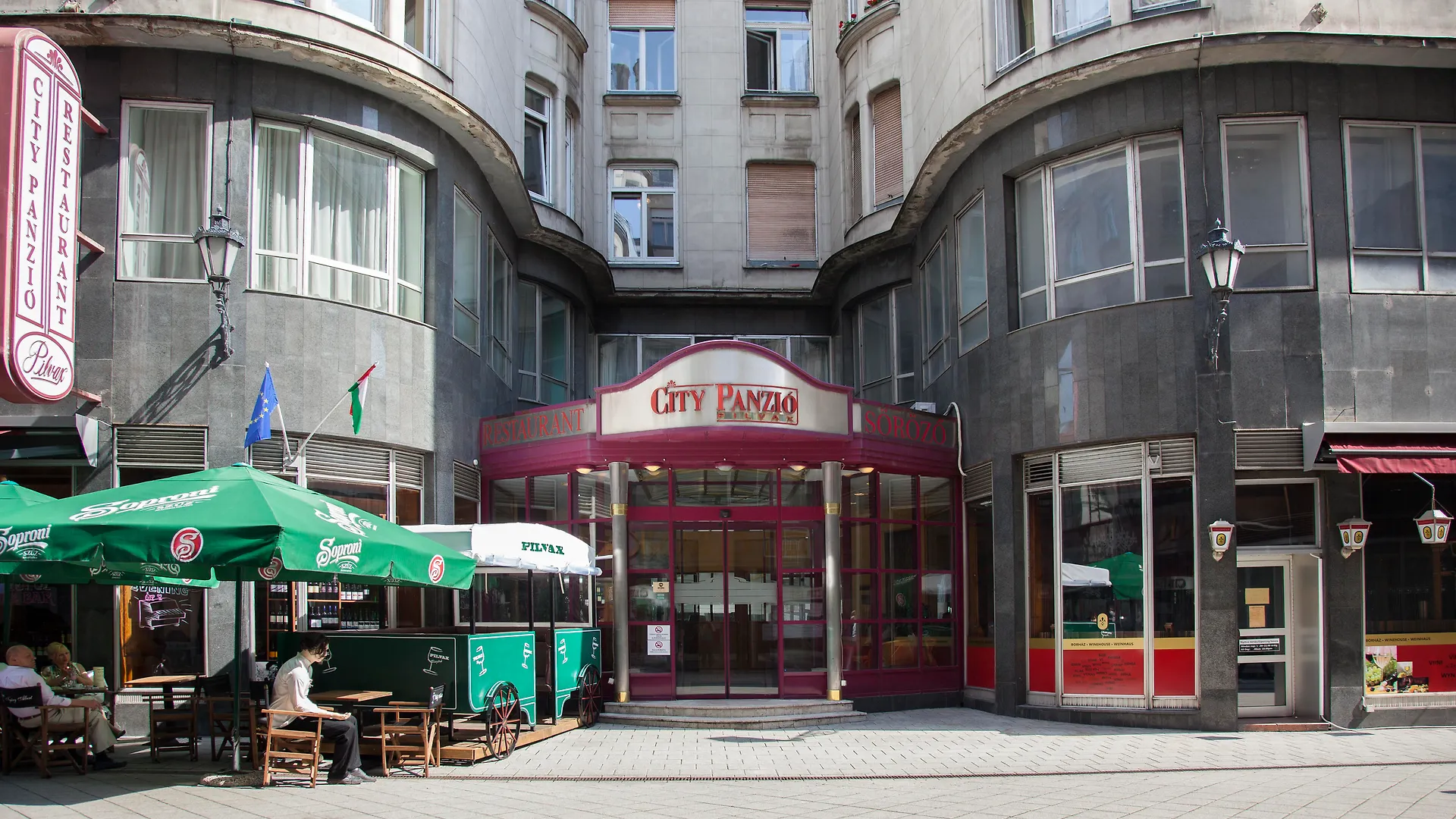 Pilvax Hotel Budapeste Hungria