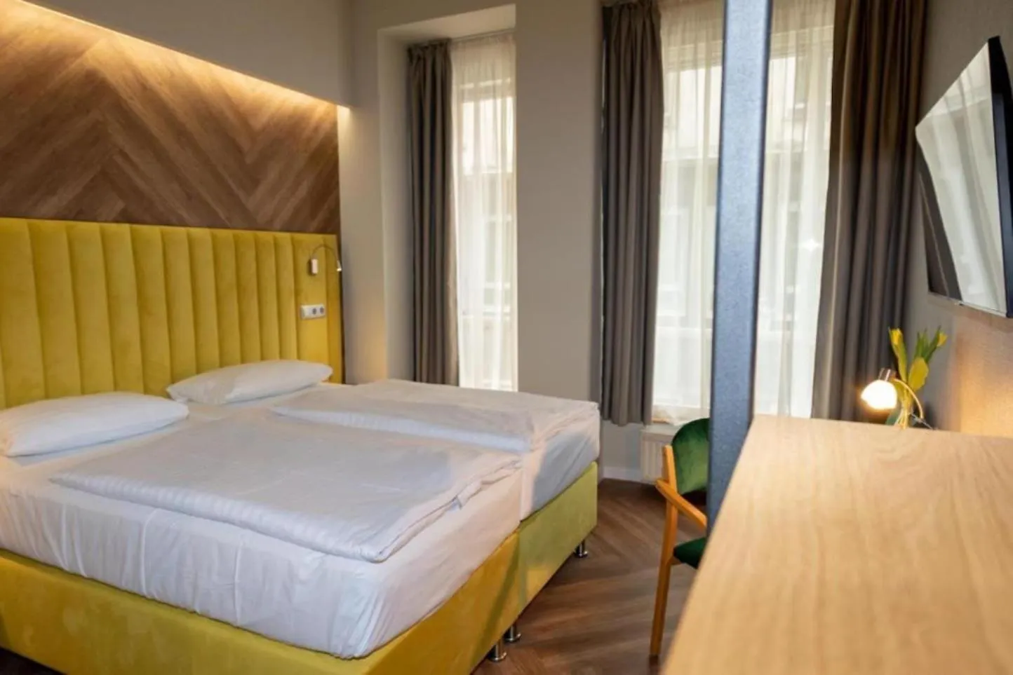 ***  Pilvax Hotel Budapeste Hungria