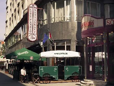 Pilvax Hotel Budapeste