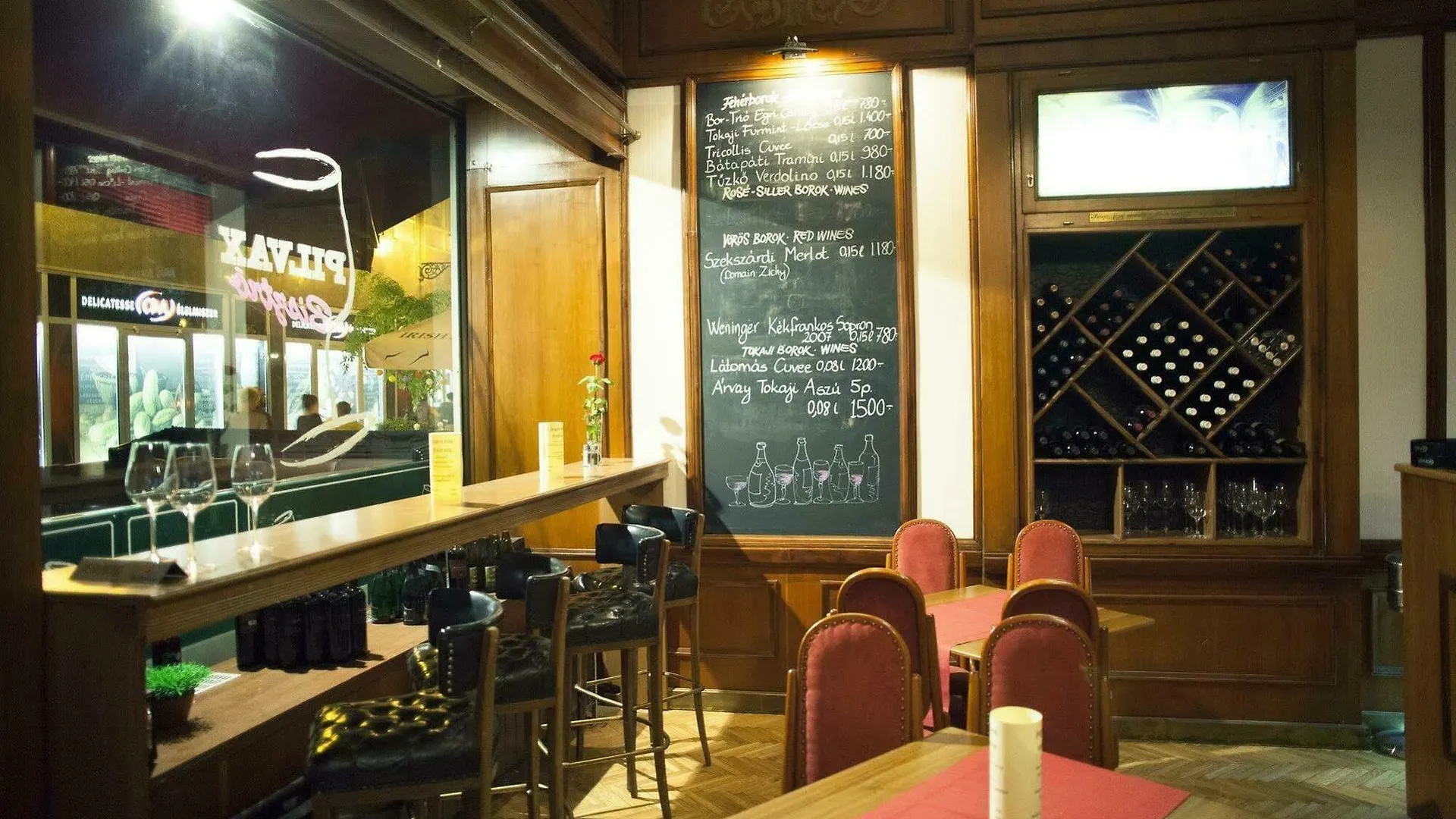Pilvax Hotel Budapeste 3*,  Hungria
